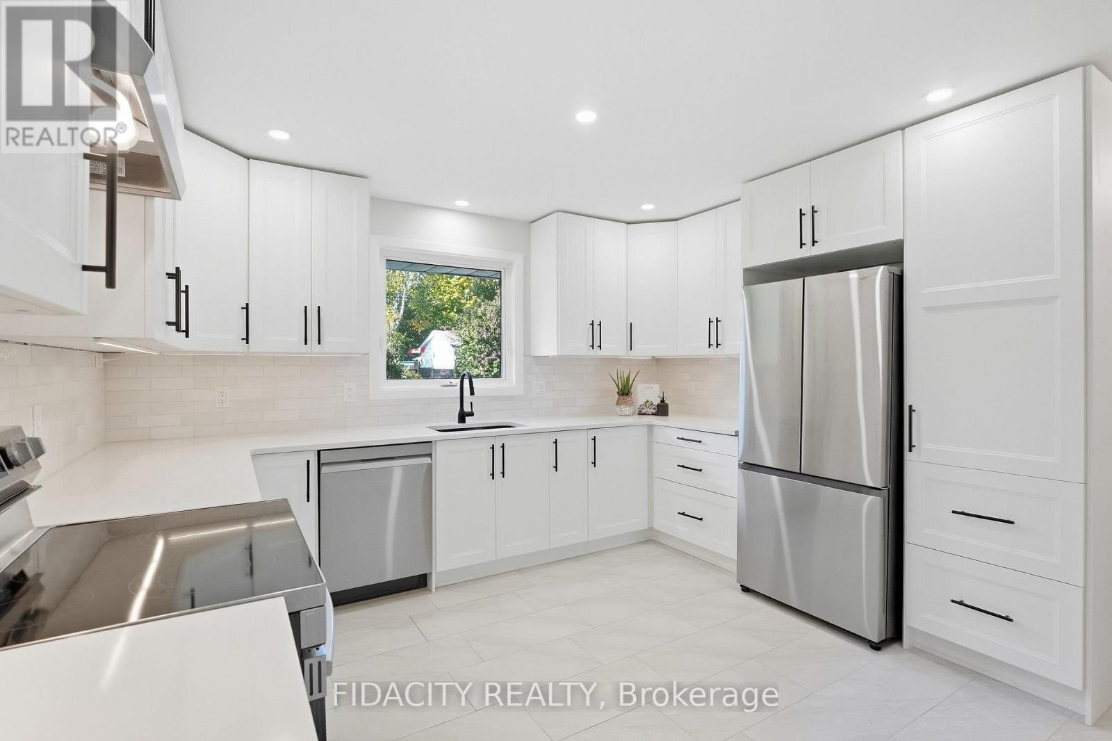 36 Beverly Street Property Photo 12