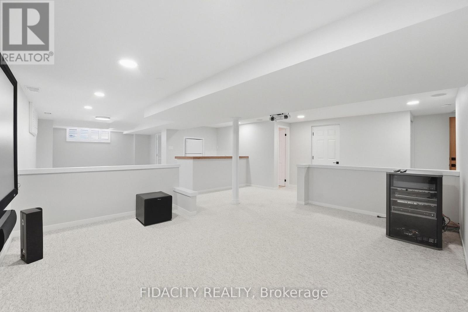 36 Beverly Street Property Photo 27
