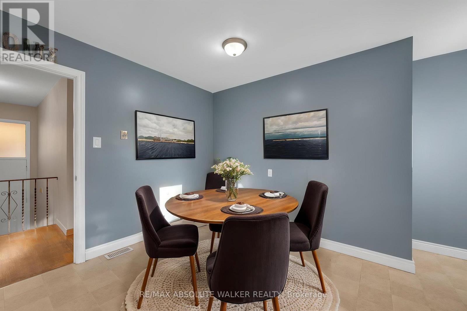 18 Silver Aspen Crescent Property Photo 16