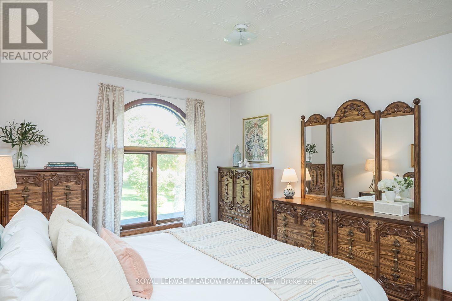 805 Centre Road Property Photo 27
