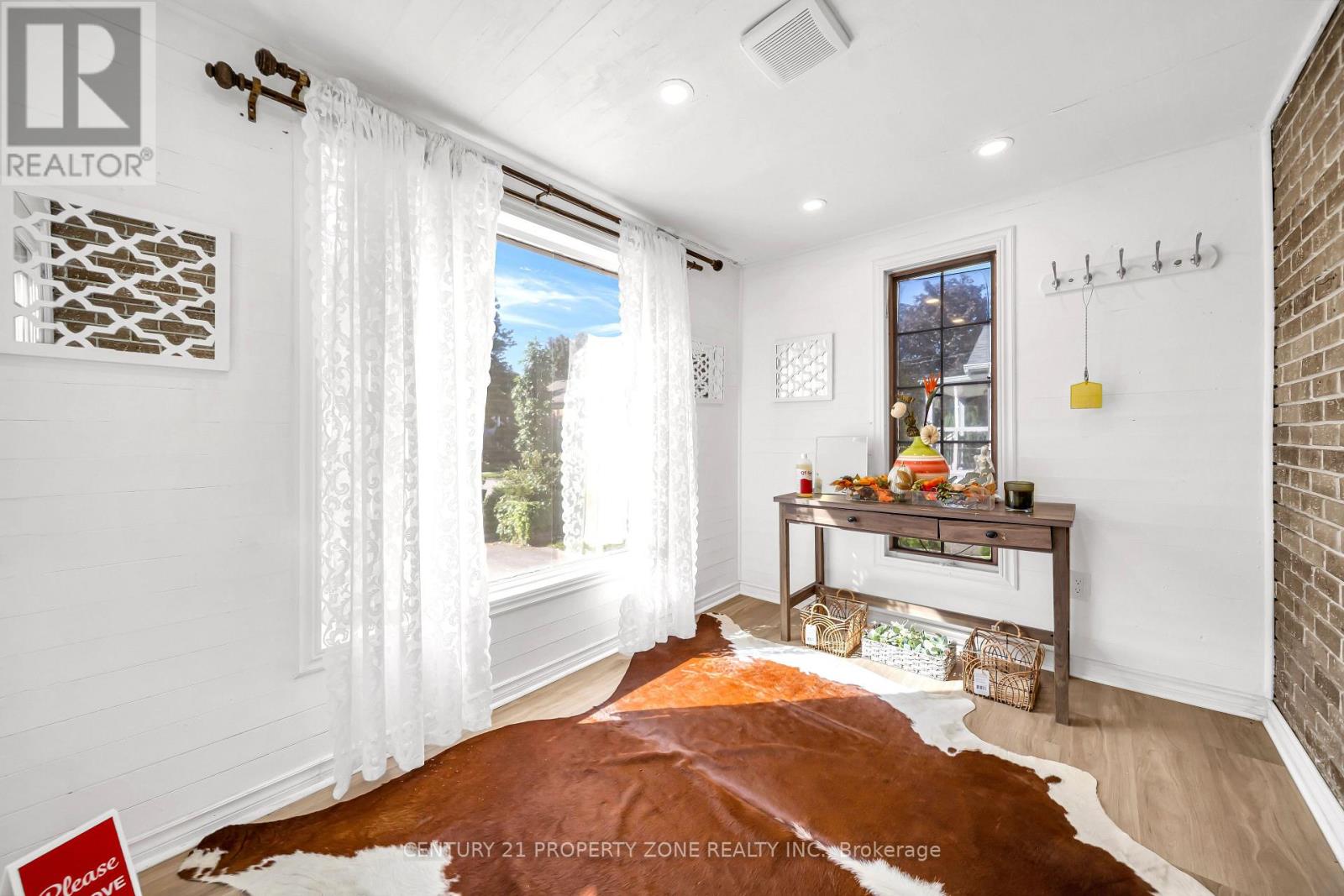 5977 Saint Marys Street Property Photo 7