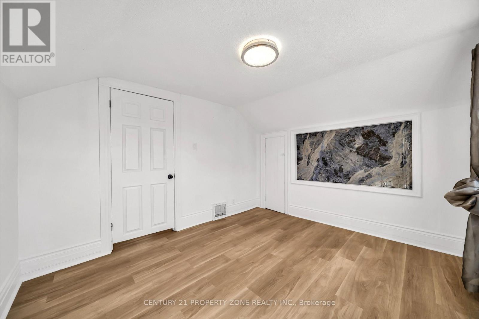 5977 Saint Marys Street Property Photo 15