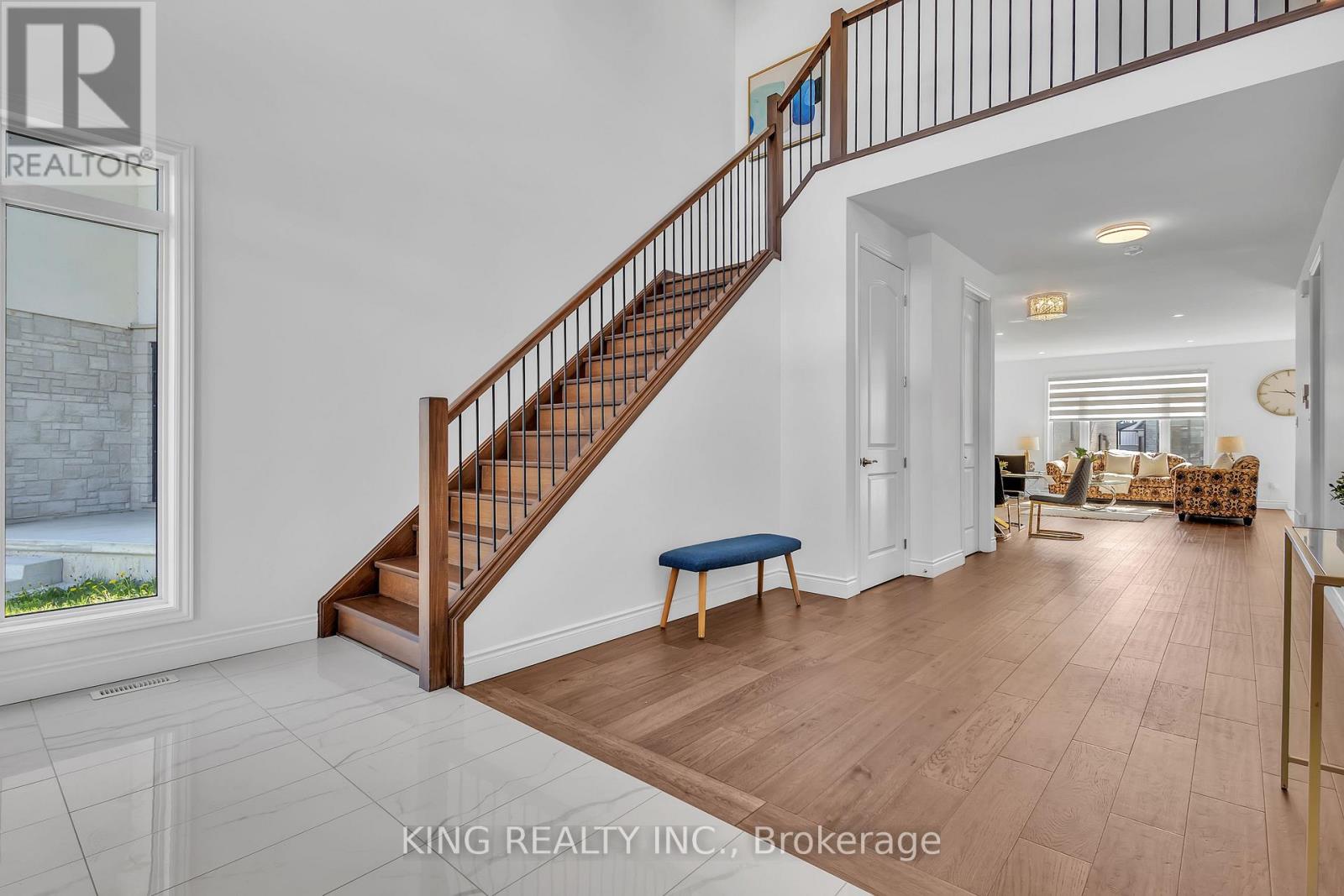1464 Medway Park Drive Property Photo 10
