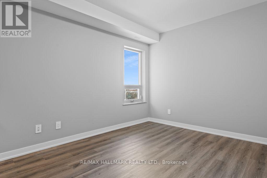 403 - 5002 King Street Property Photo 17