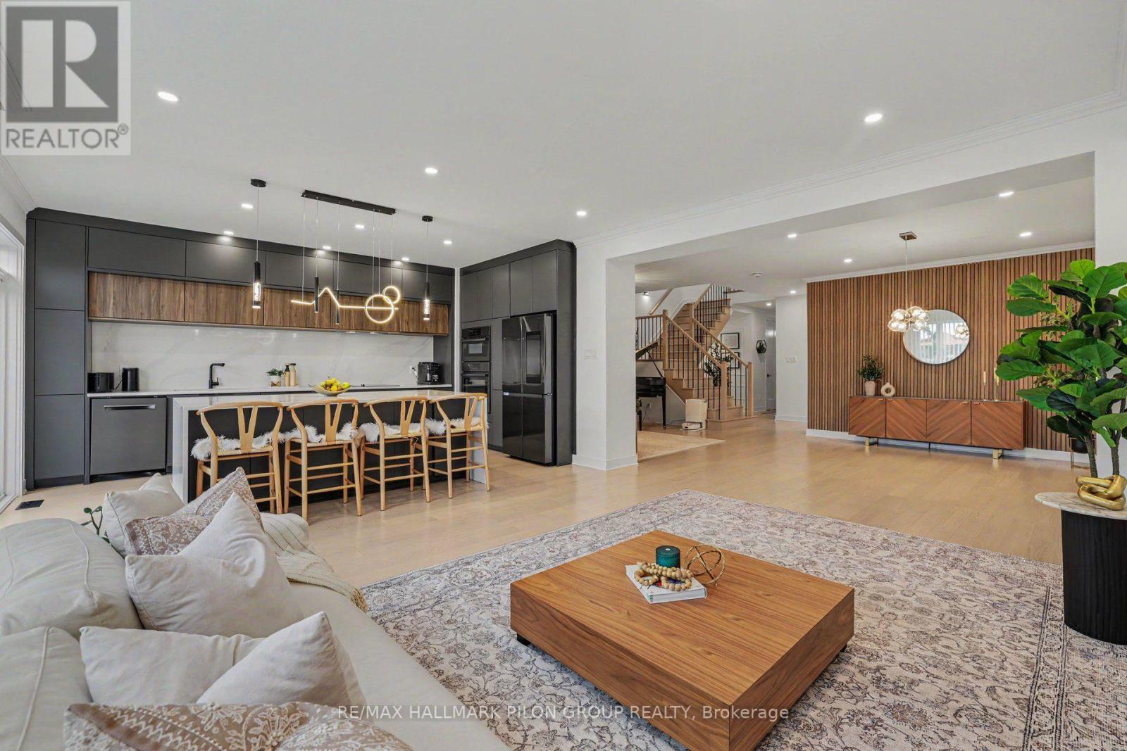 308 Cornice Street Property Photo 7