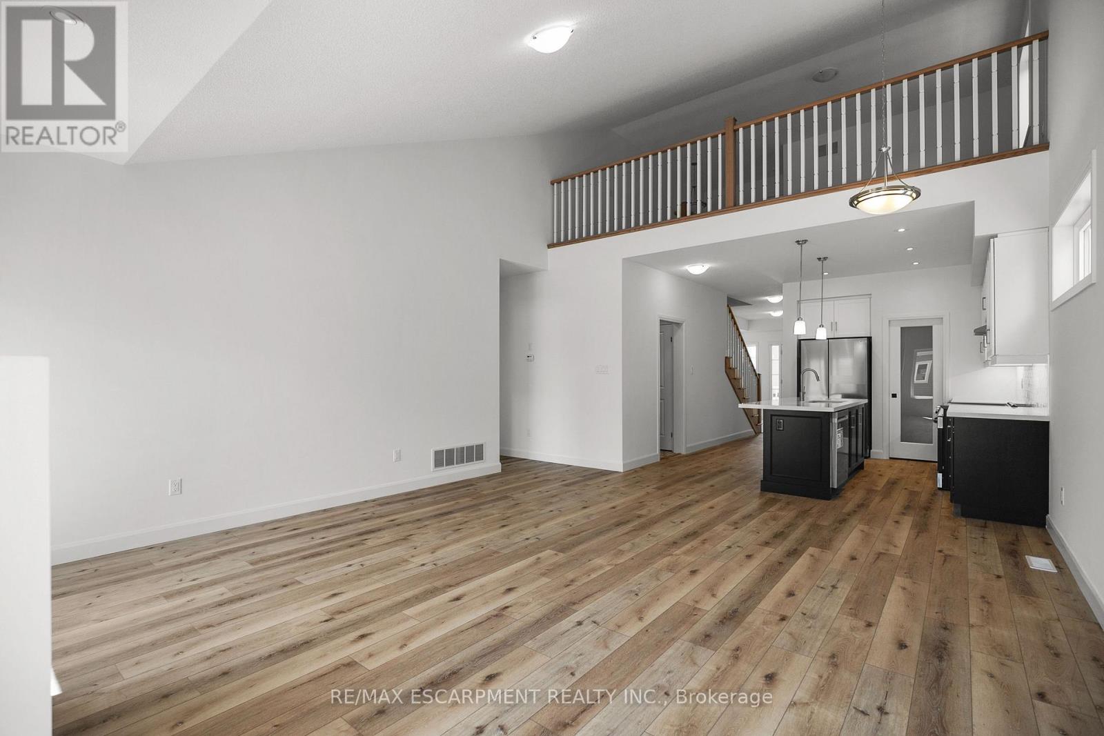 26 Beachwalk Crescent Property Photo 19