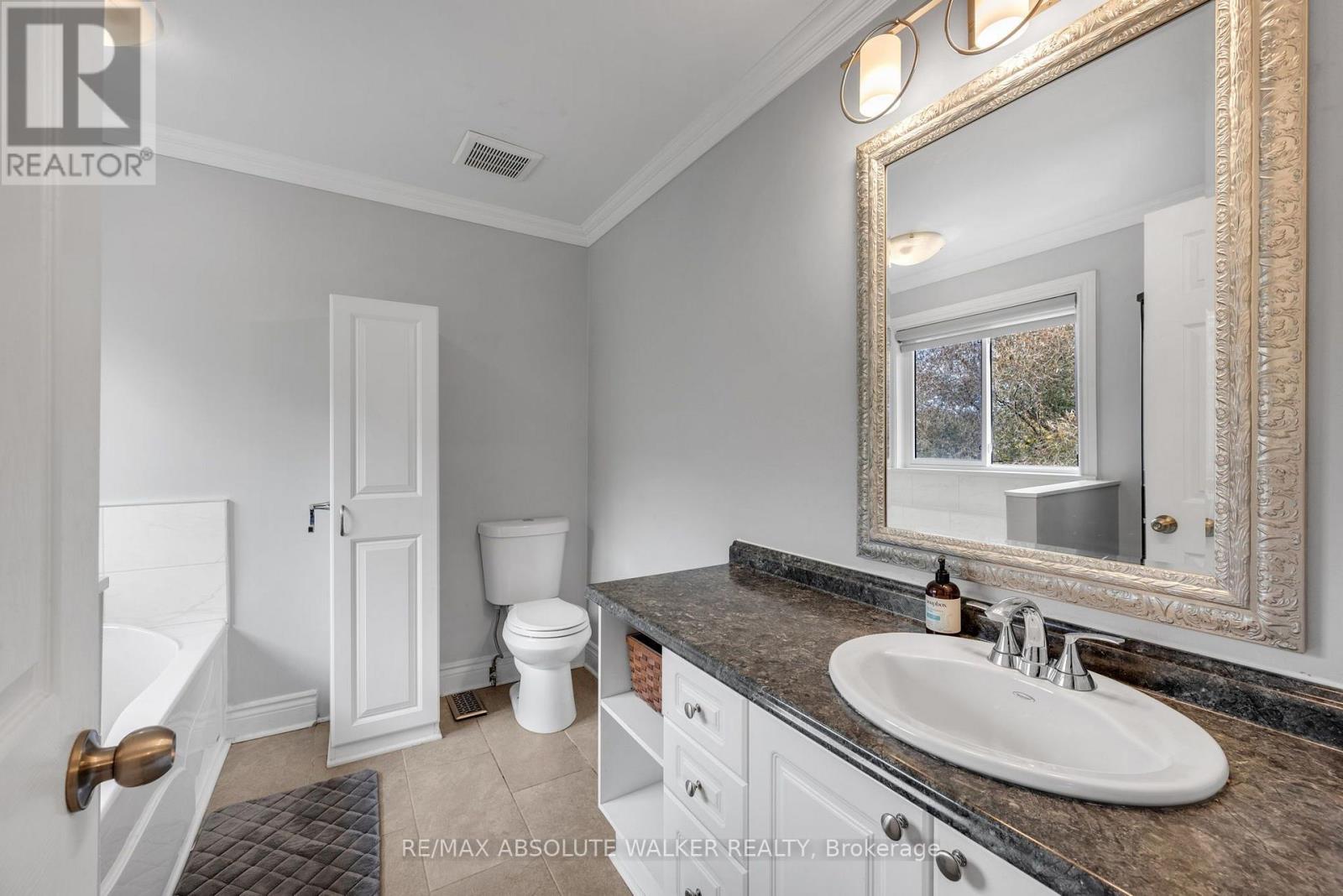 54 Castle Glen Crescent Property Photo 20