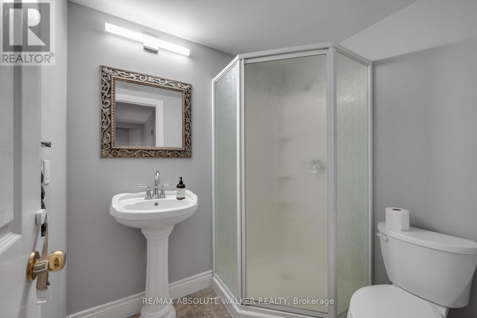 54 Castle Glen Crescent Property Photo 30