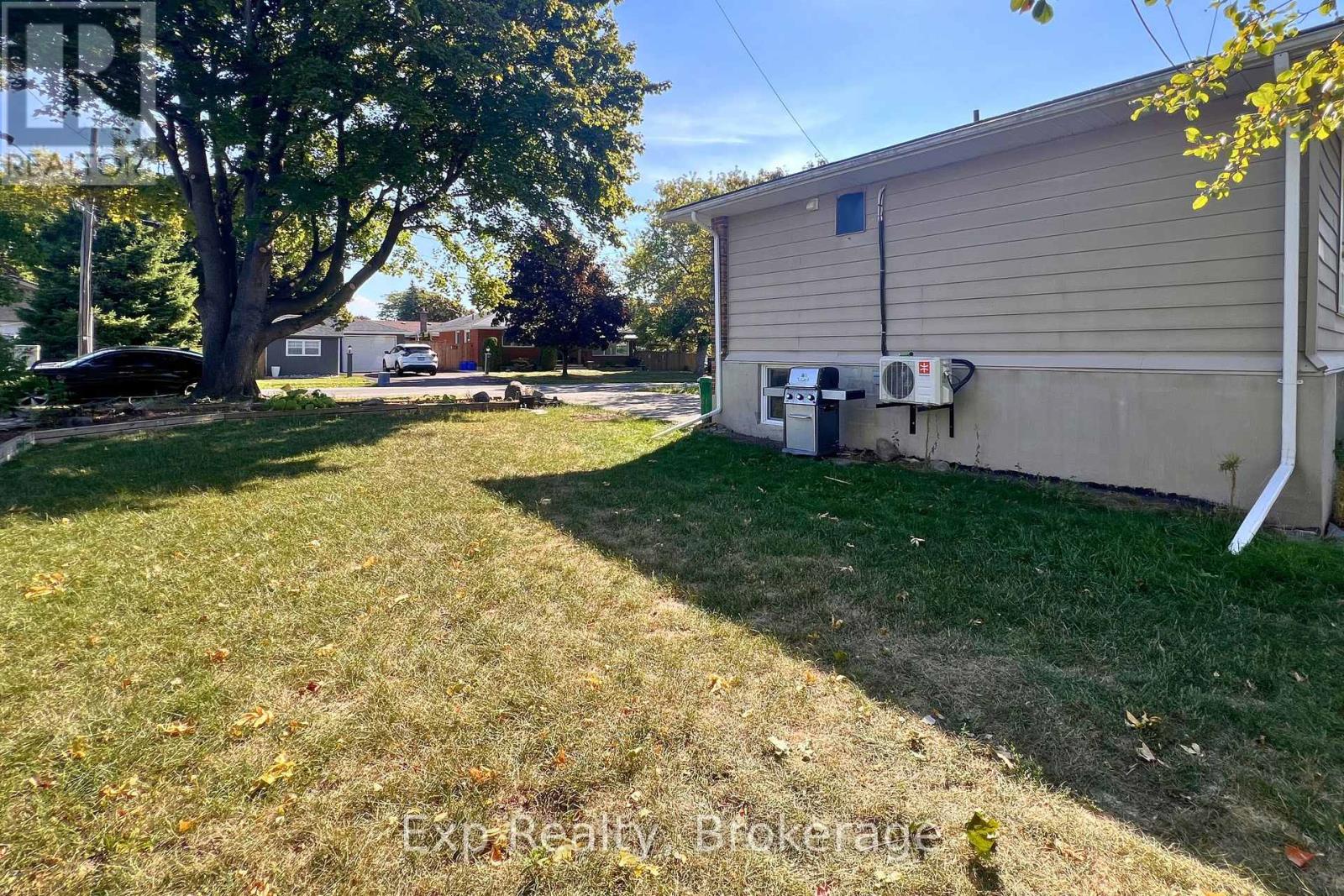 Unit B - 20 Munro Avenue Property Photo 13