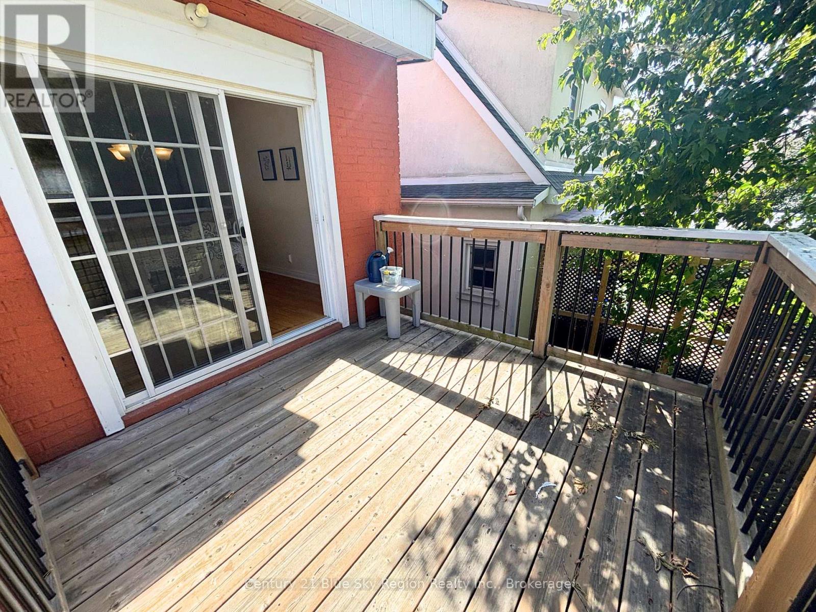 695 High Street Property Photo 19