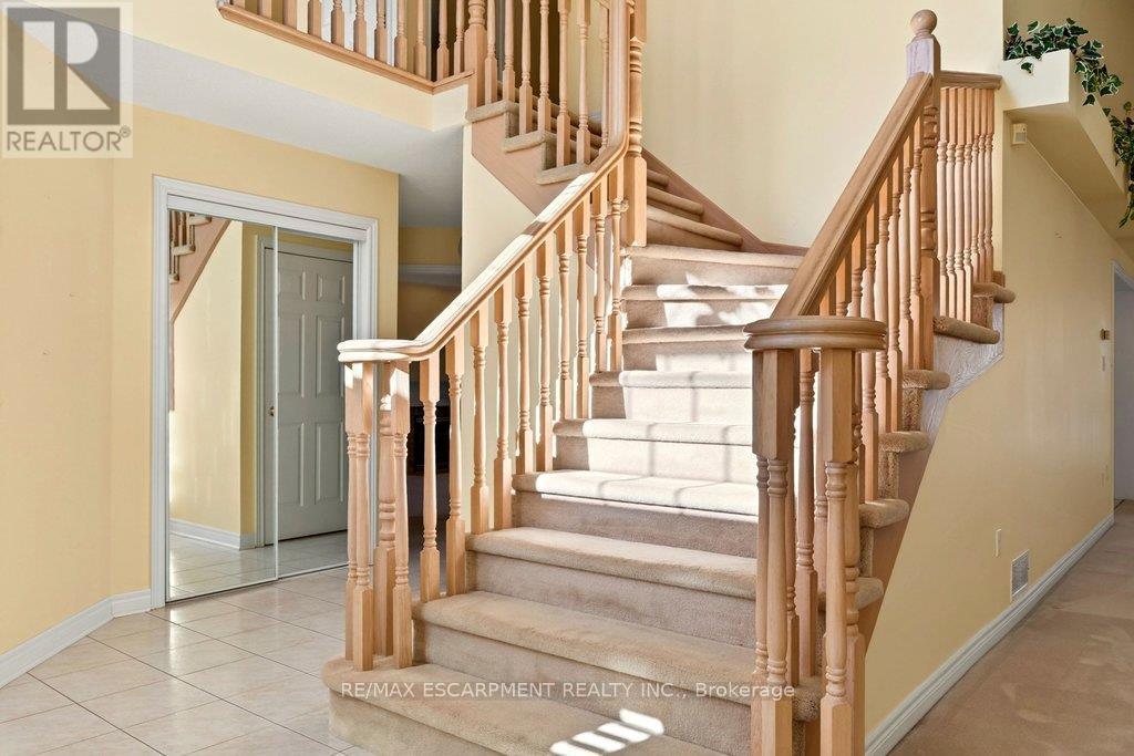 13 Chianti Crescent Property Photo 3