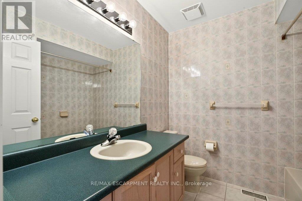 13 Chianti Crescent Property Photo 21