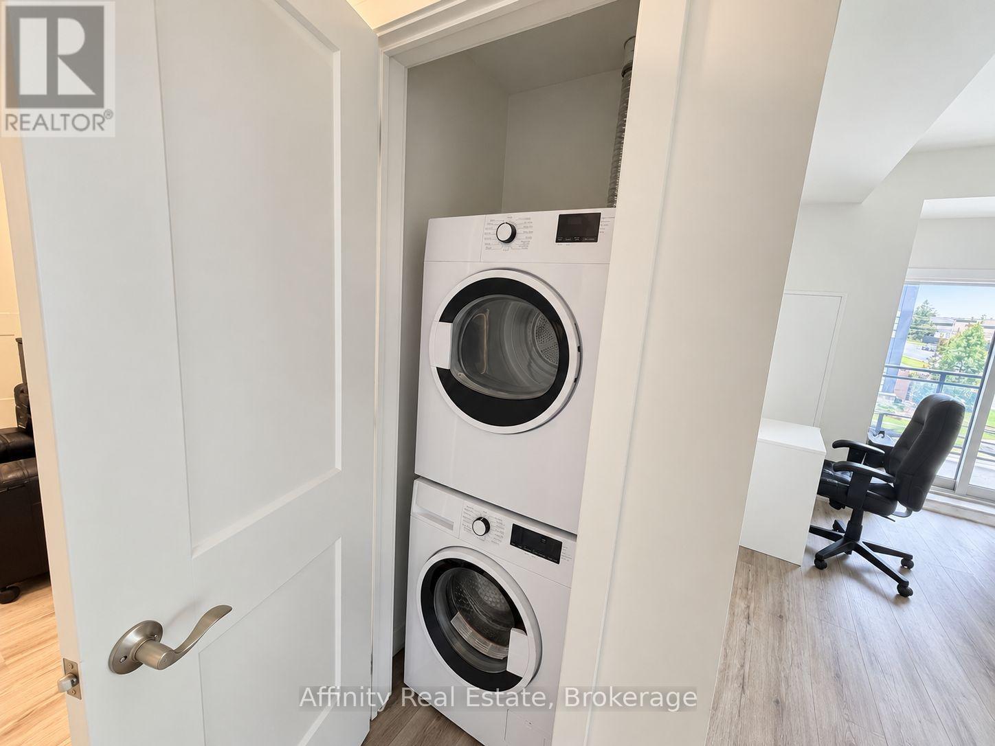 212 - 251 Northfield Drive E Property Photo 25