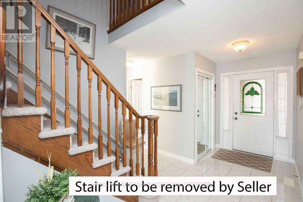 7 Falconridge Drive Property Photo 19