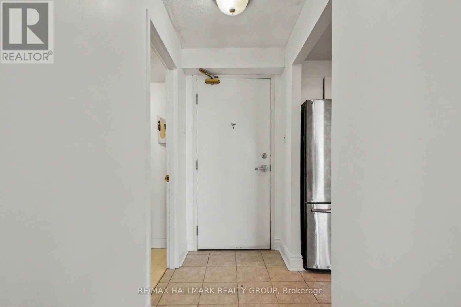 309 - 1440 Heron Road Property Photo 2