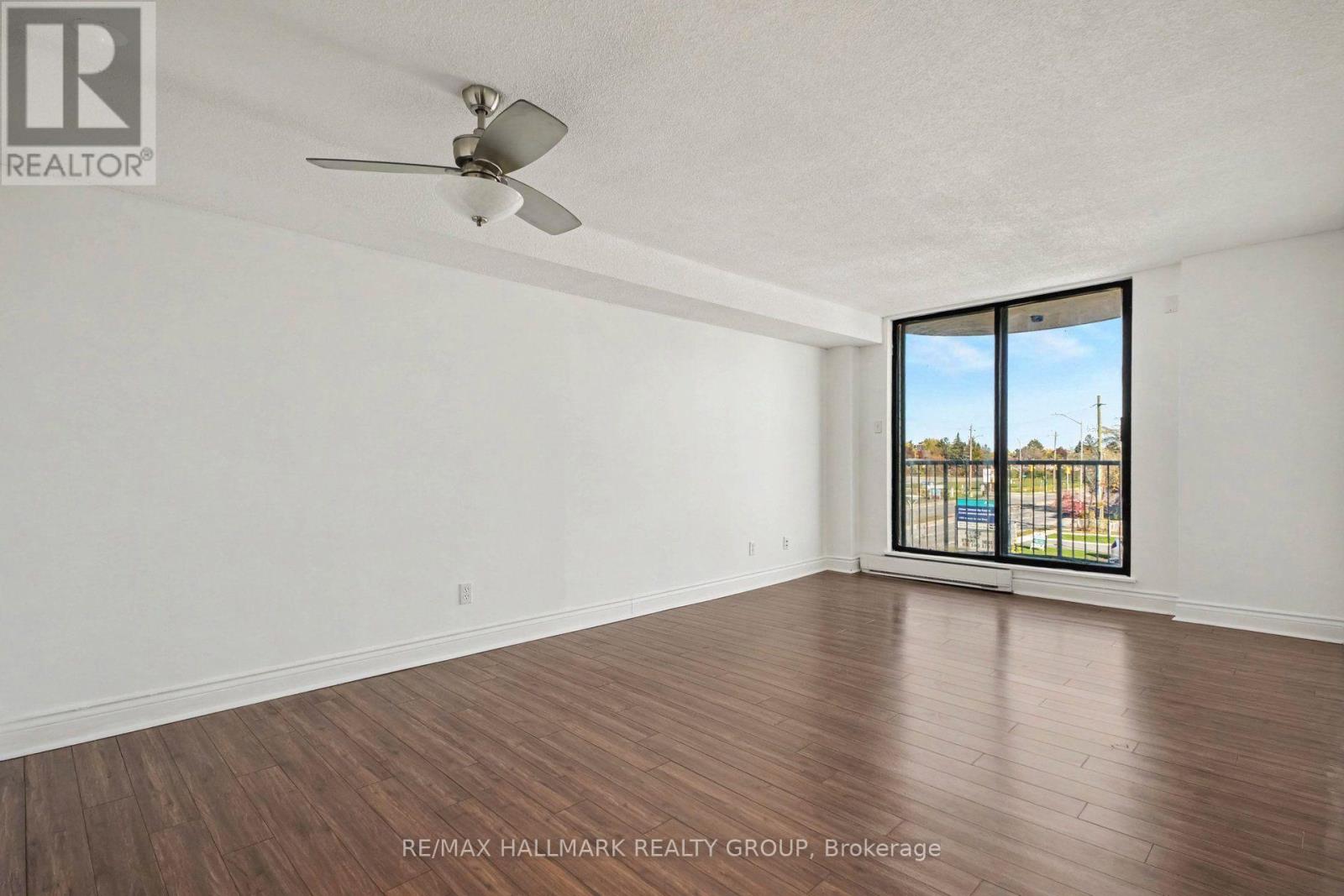 309 - 1440 Heron Road Property Photo 3