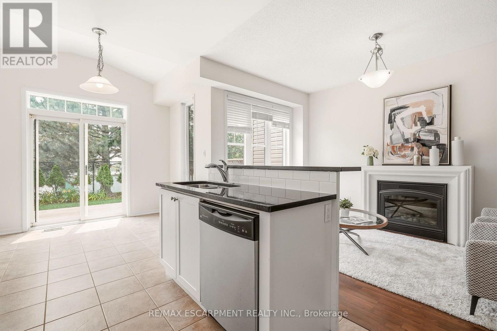 215 Nisbet Boulevard Property Photo 15