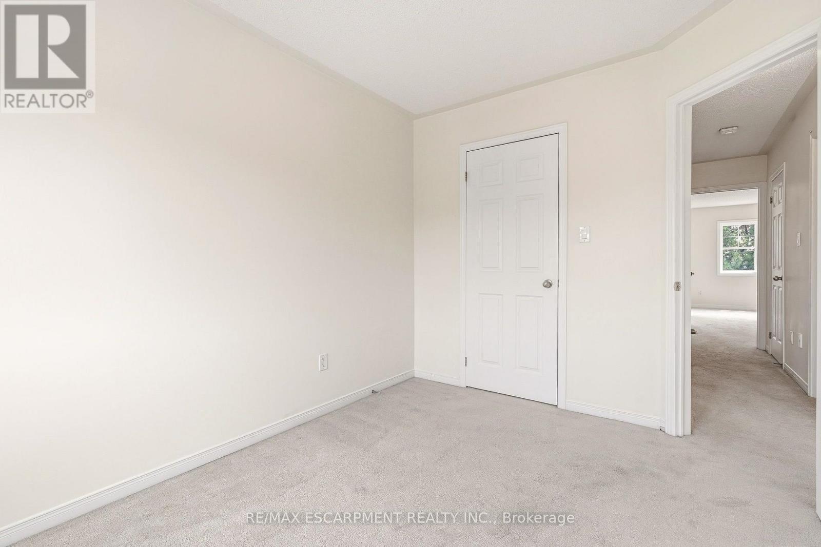 215 Nisbet Boulevard Property Photo 33