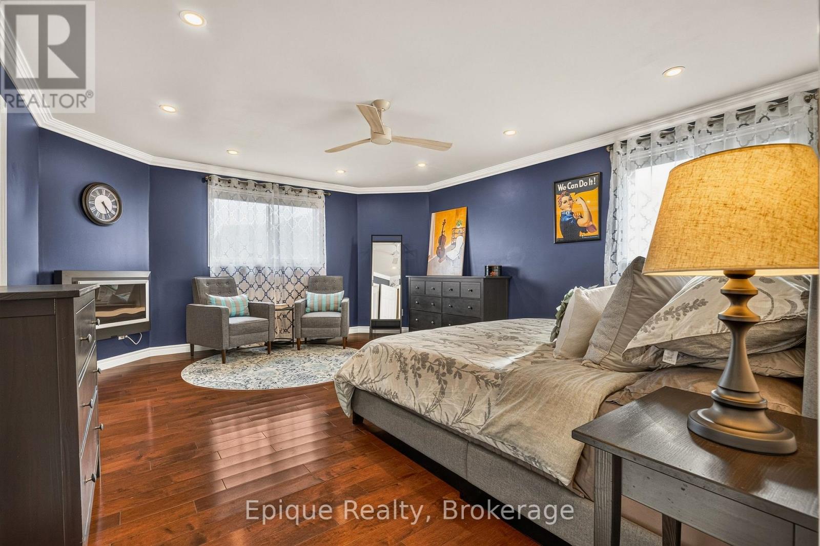 184 Locheed Drive Property Photo 19