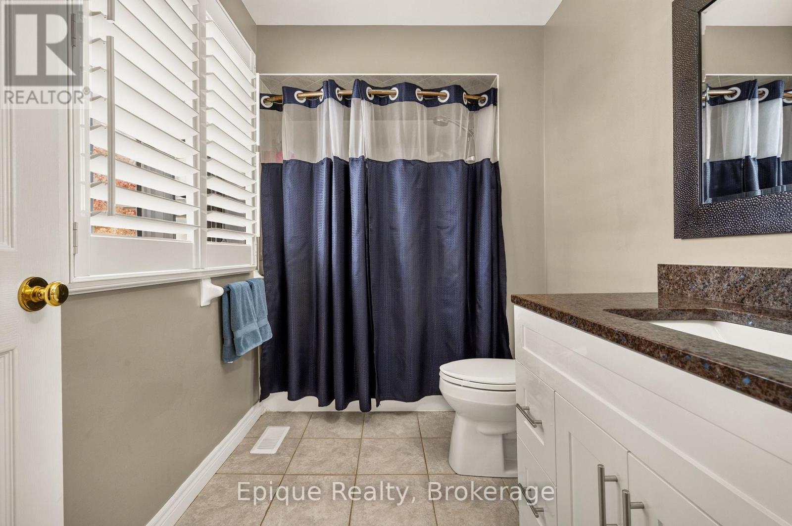 184 Locheed Drive Property Photo 29