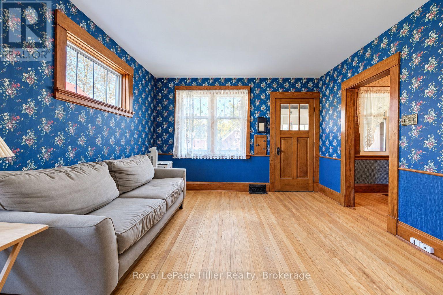 340 Guelph Street Property Photo 6