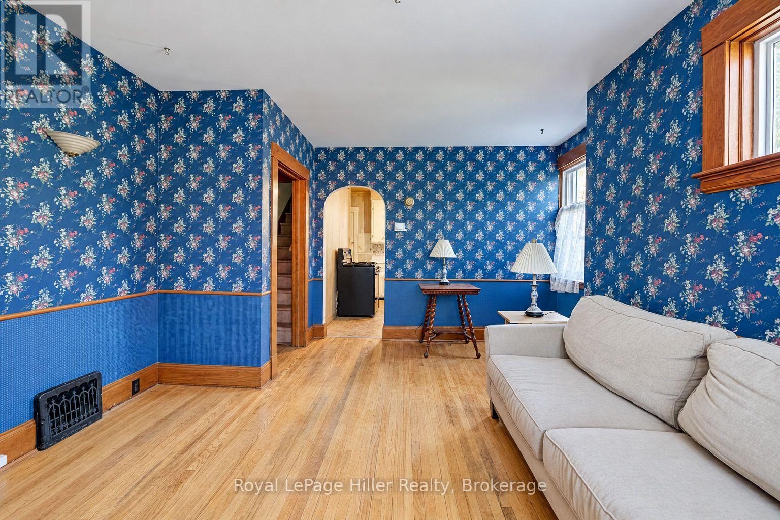 340 Guelph Street Property Photo 7