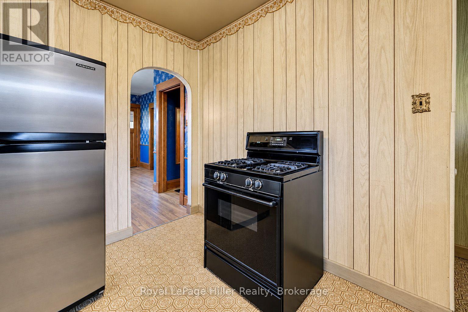 340 Guelph Street Property Photo 12