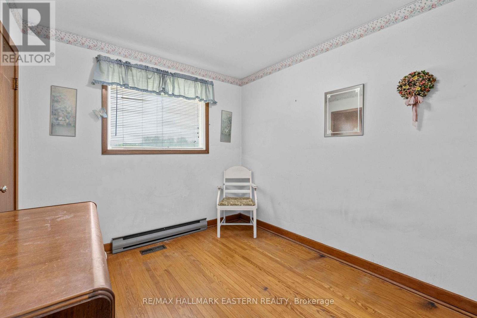 921 Robinson Road Property Photo 14