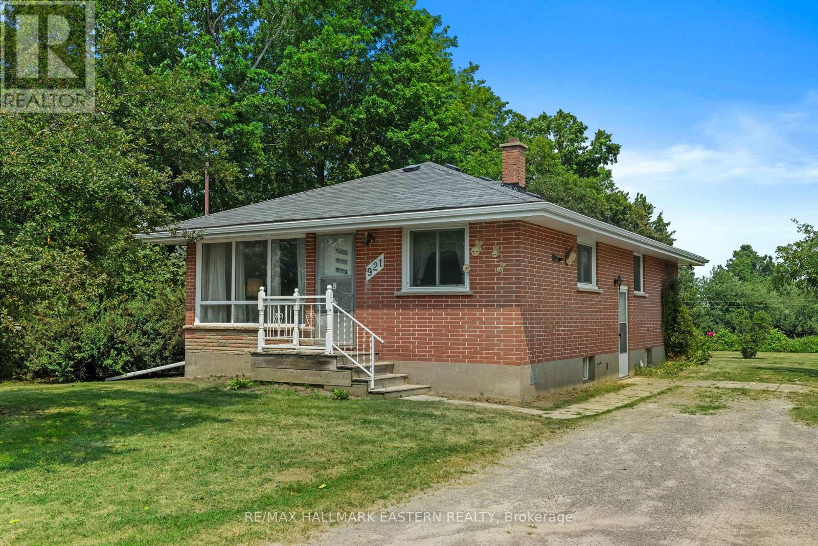 921 Robinson Road Property Photo 26