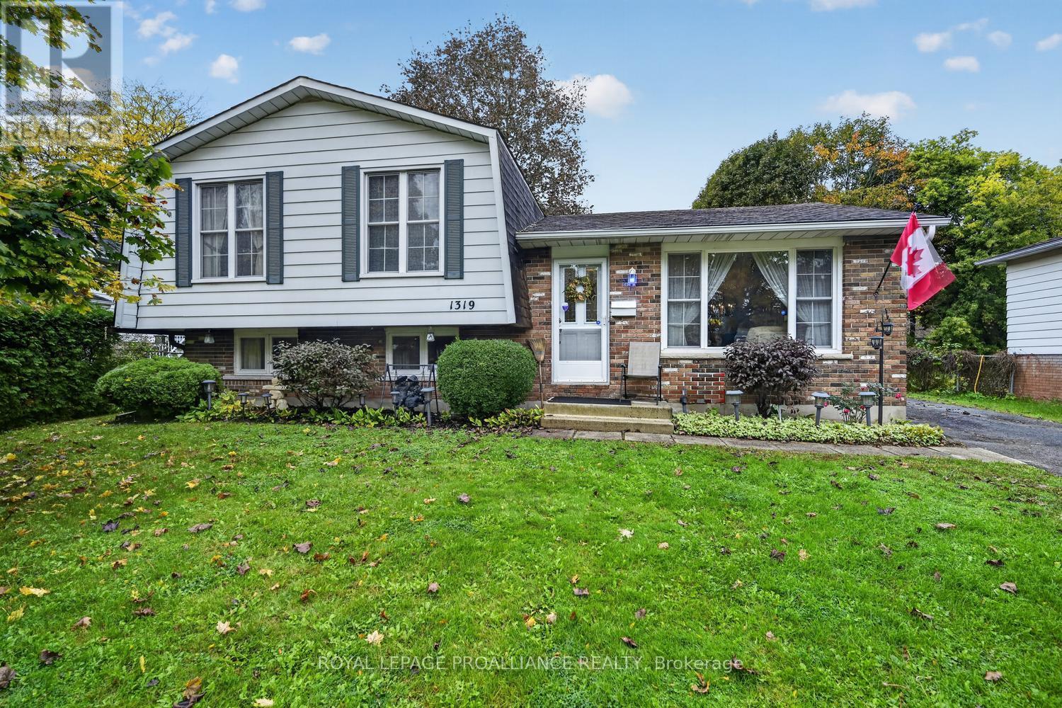 1319 ALWINGTON STREET Property Photo 1