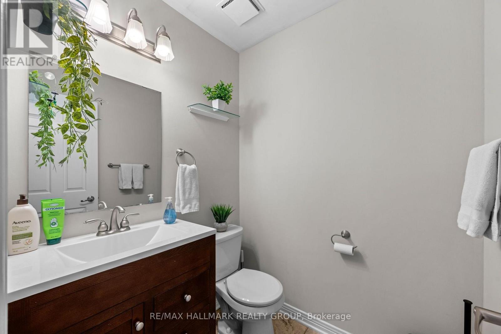 9 Fireside Crescent Property Photo 7