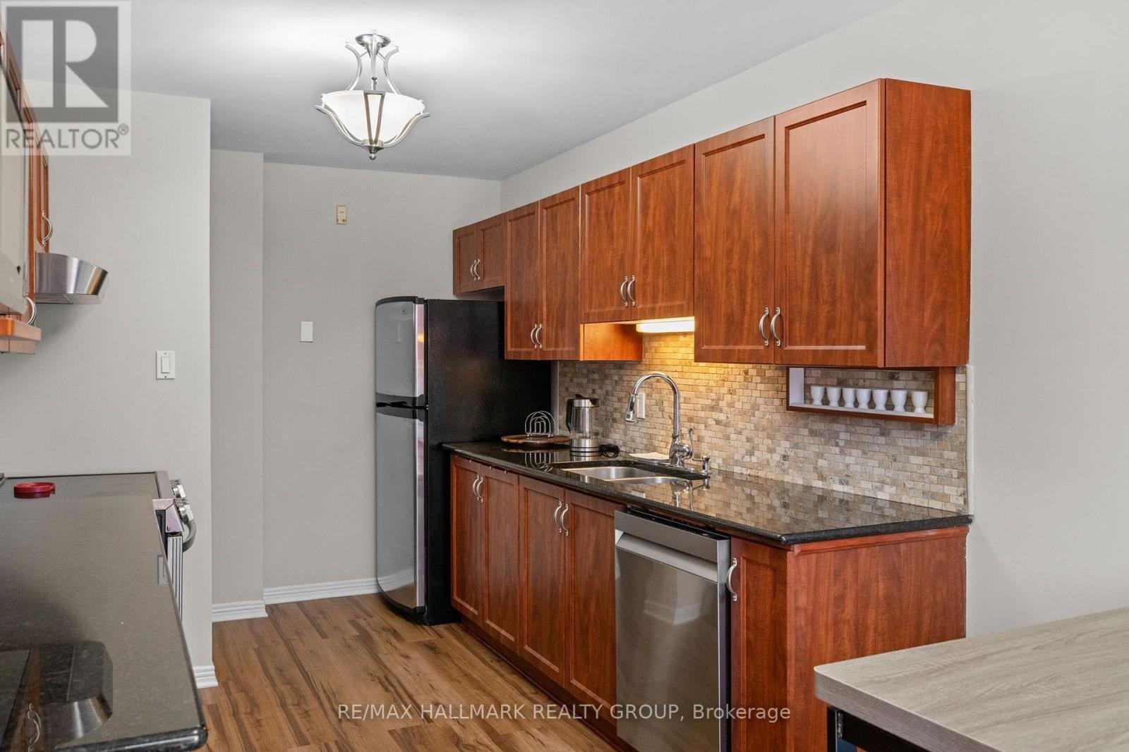 9 Fireside Crescent Property Photo 16