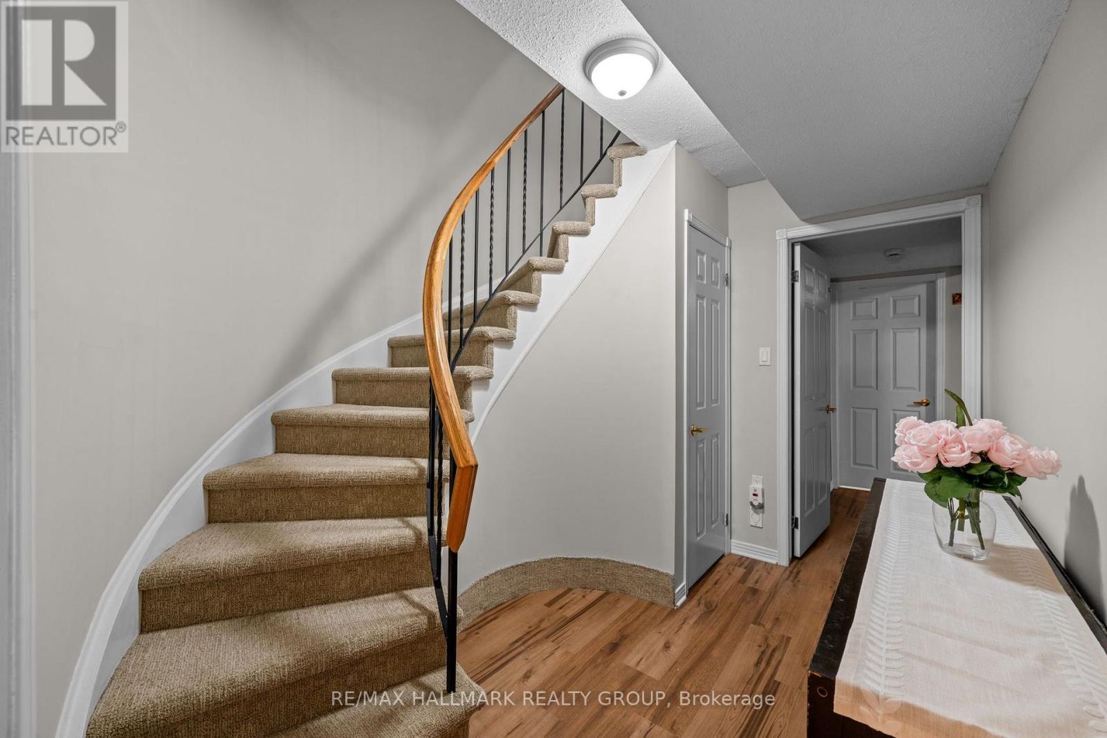 9 Fireside Crescent Property Photo 32