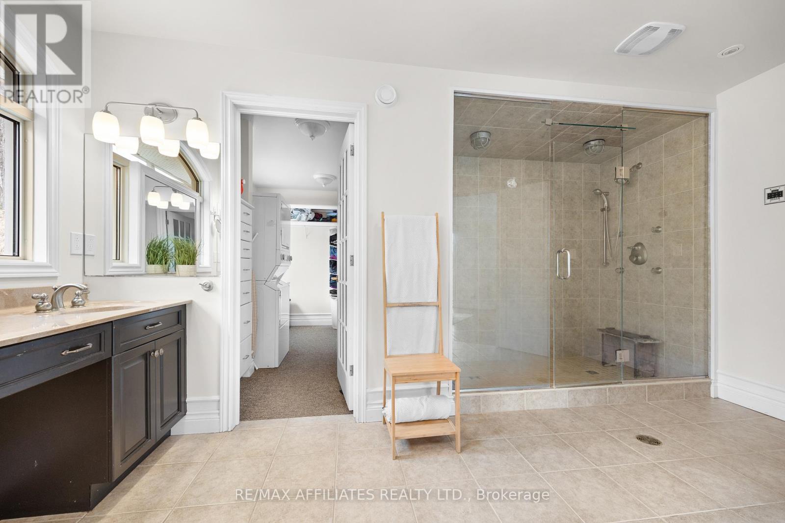 101 Arthur Road Property Photo 16