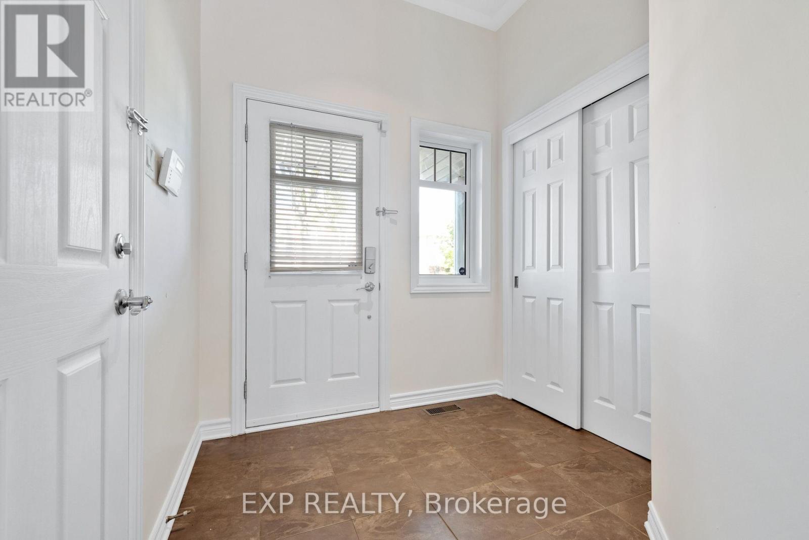168 Garrity Crescent Property Photo 3