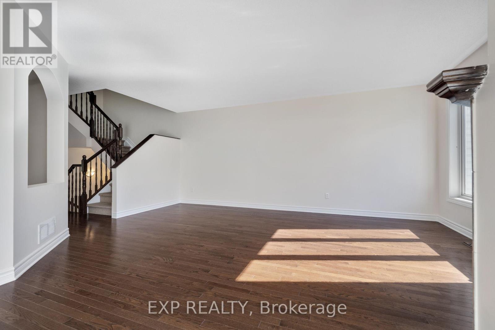 168 Garrity Crescent Property Photo 8