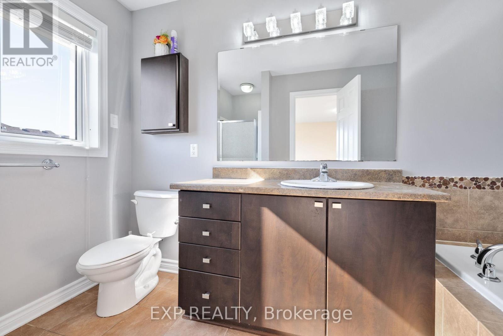 168 Garrity Crescent Property Photo 27