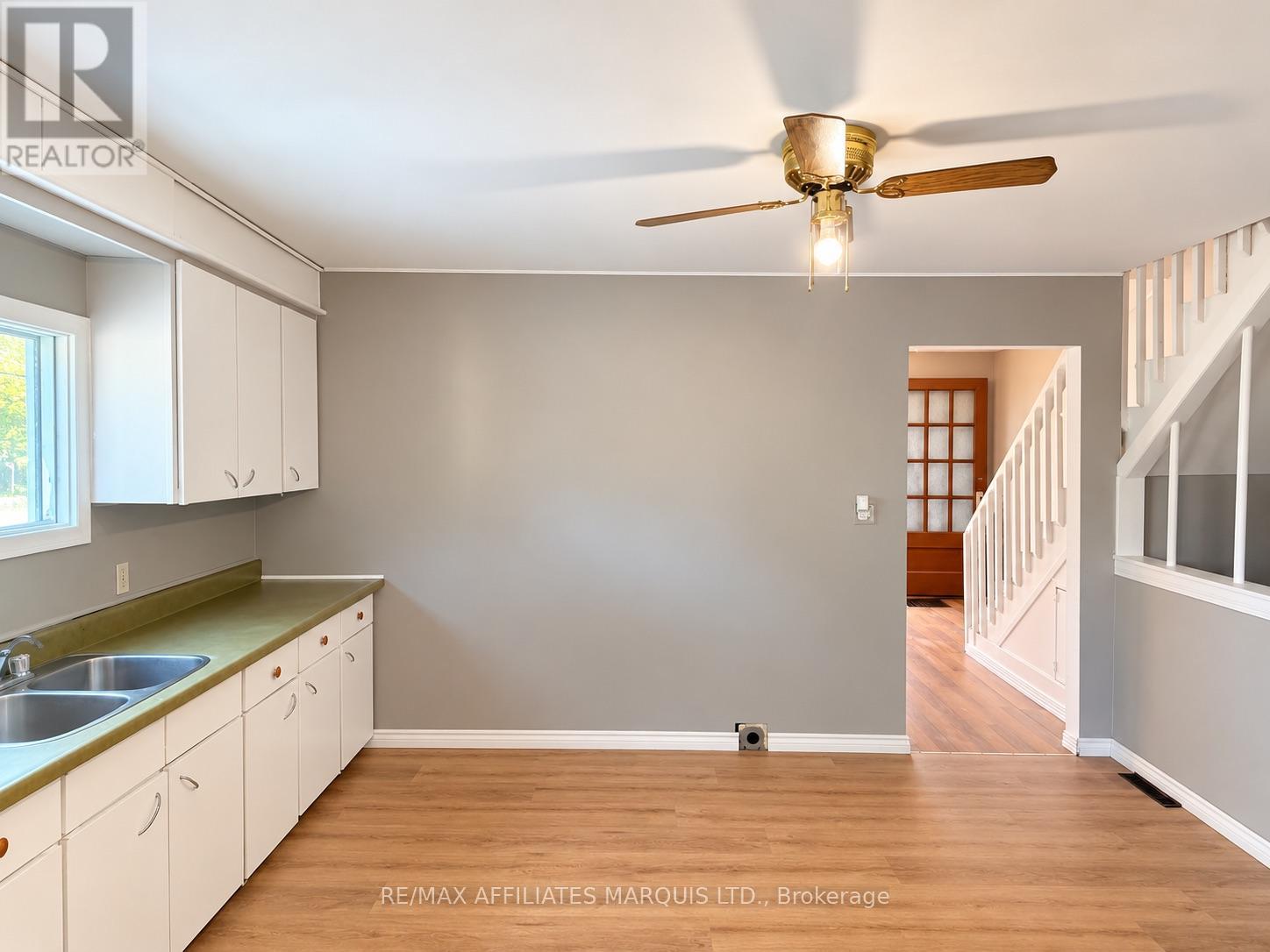121 Guy Street Property Photo 11