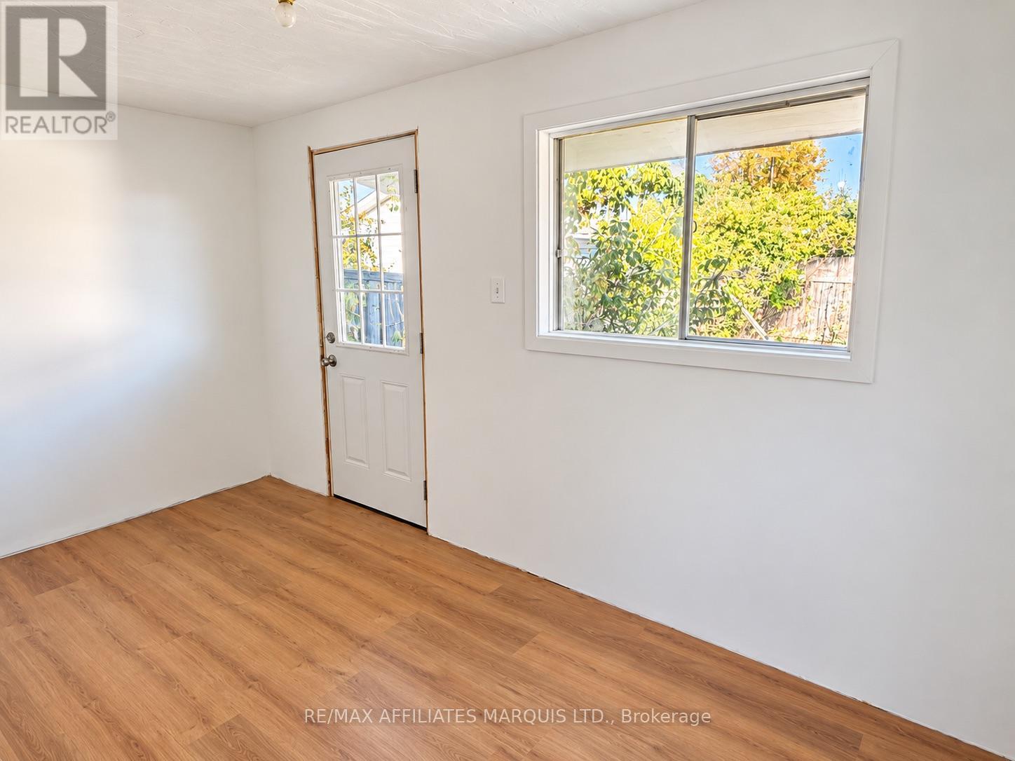 121 Guy Street Property Photo 16
