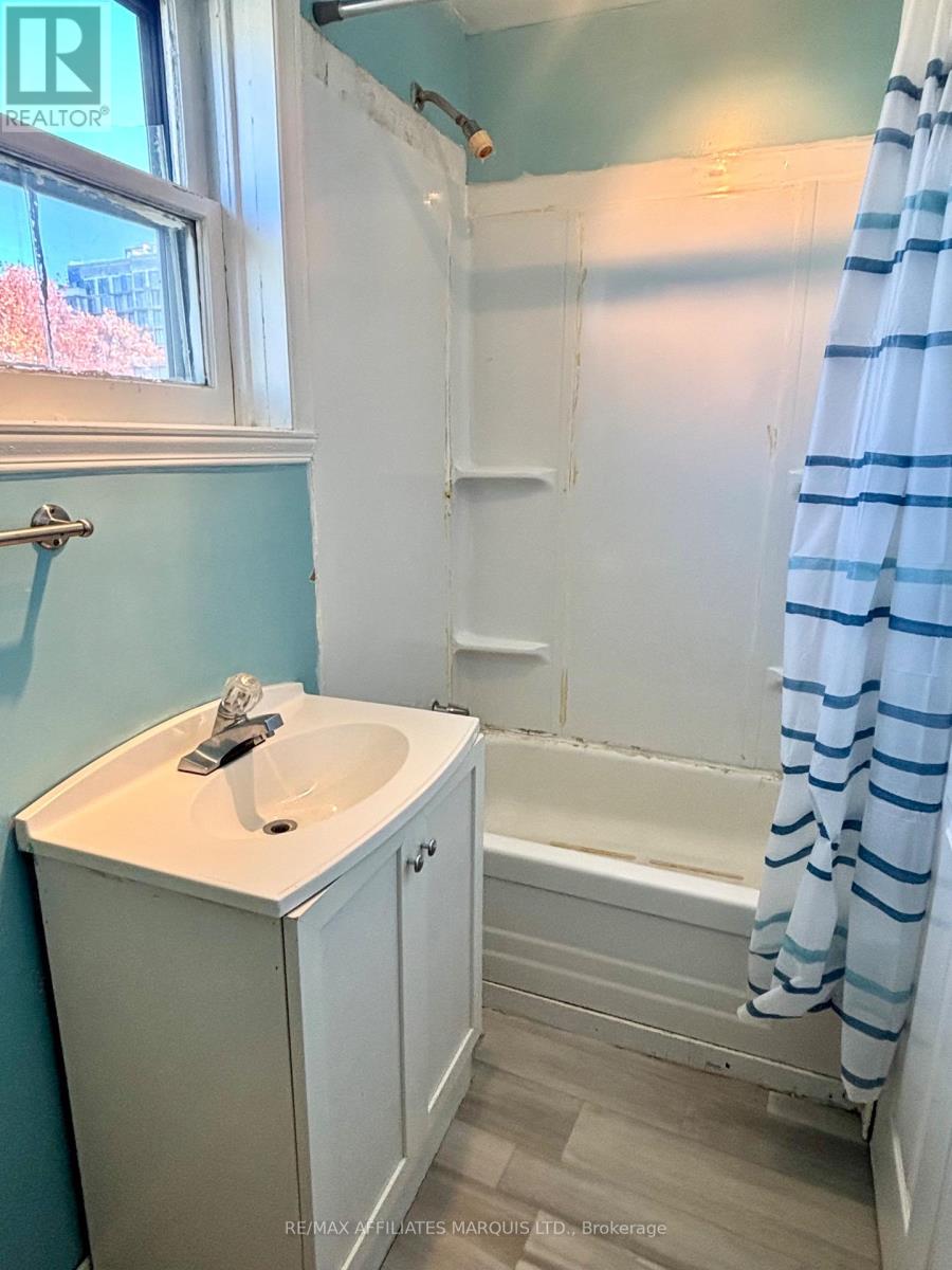 121 Guy Street Property Photo 22