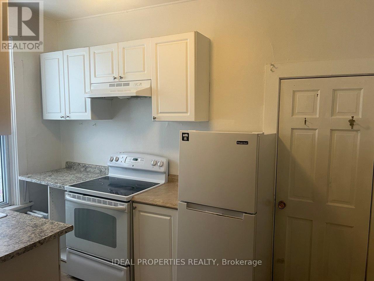1 - 277 Bronson Avenue Property Photo 4