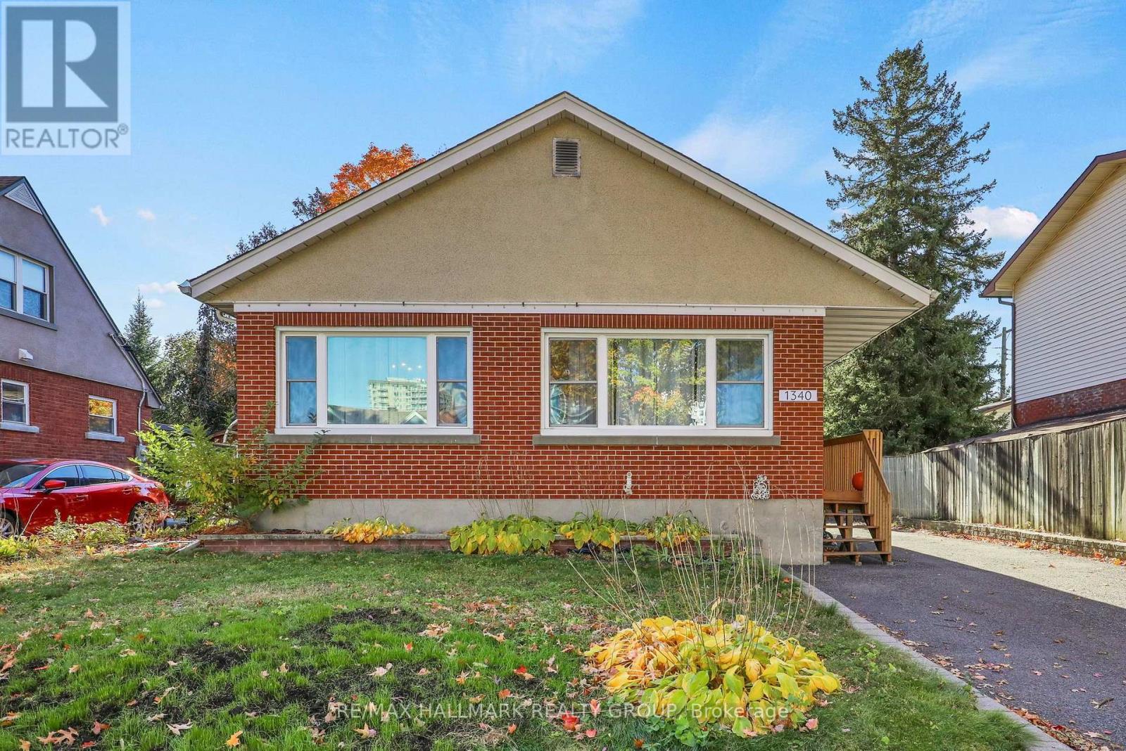 1340 Leaside Avenue Property Photo 1