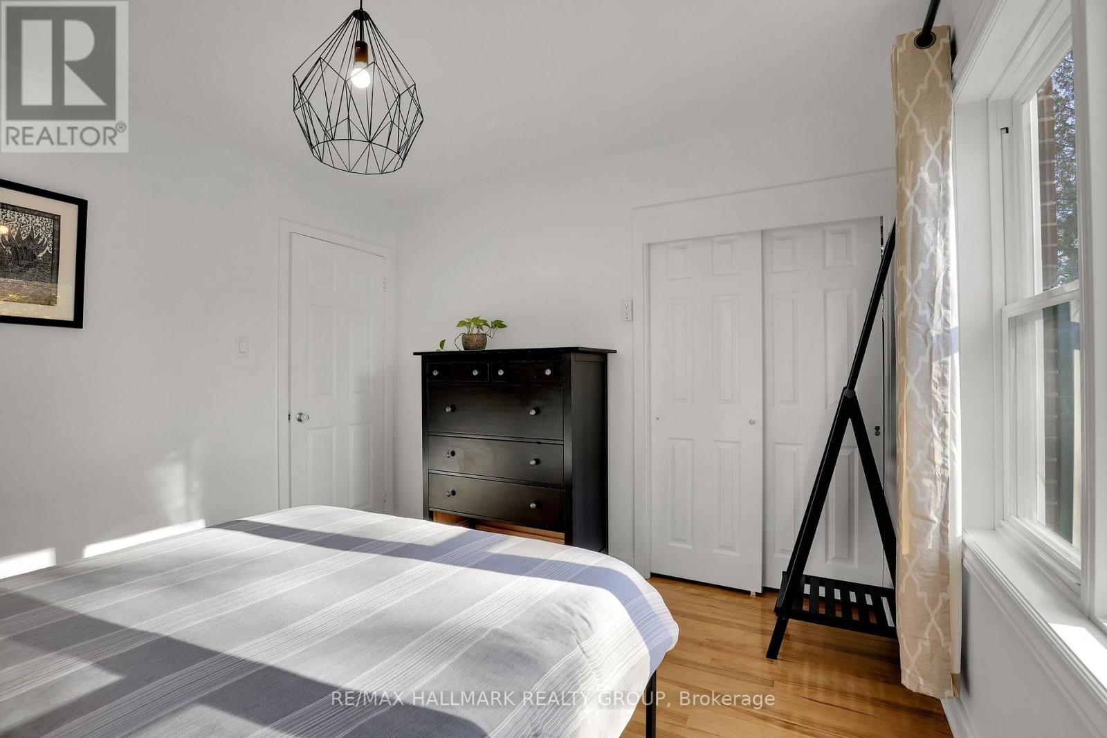 1340 Leaside Avenue Property Photo 13