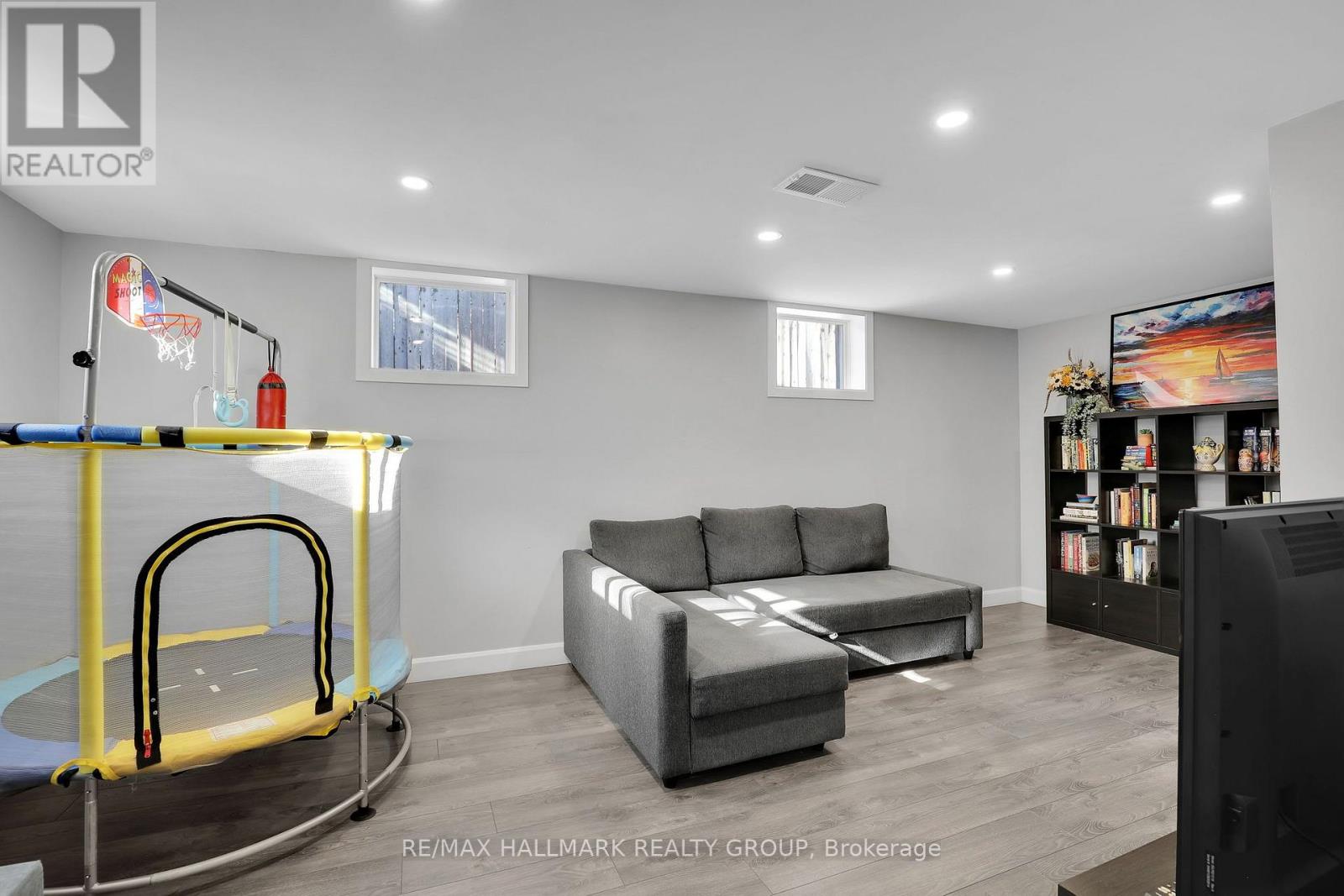 1340 Leaside Avenue Property Photo 18