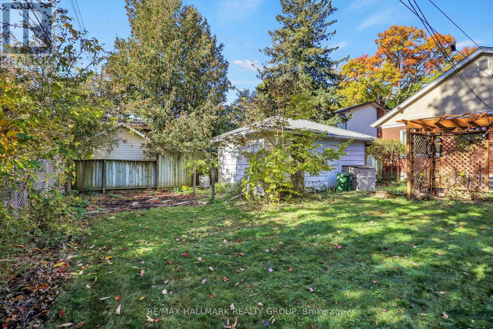 1340 Leaside Avenue Property Photo 26