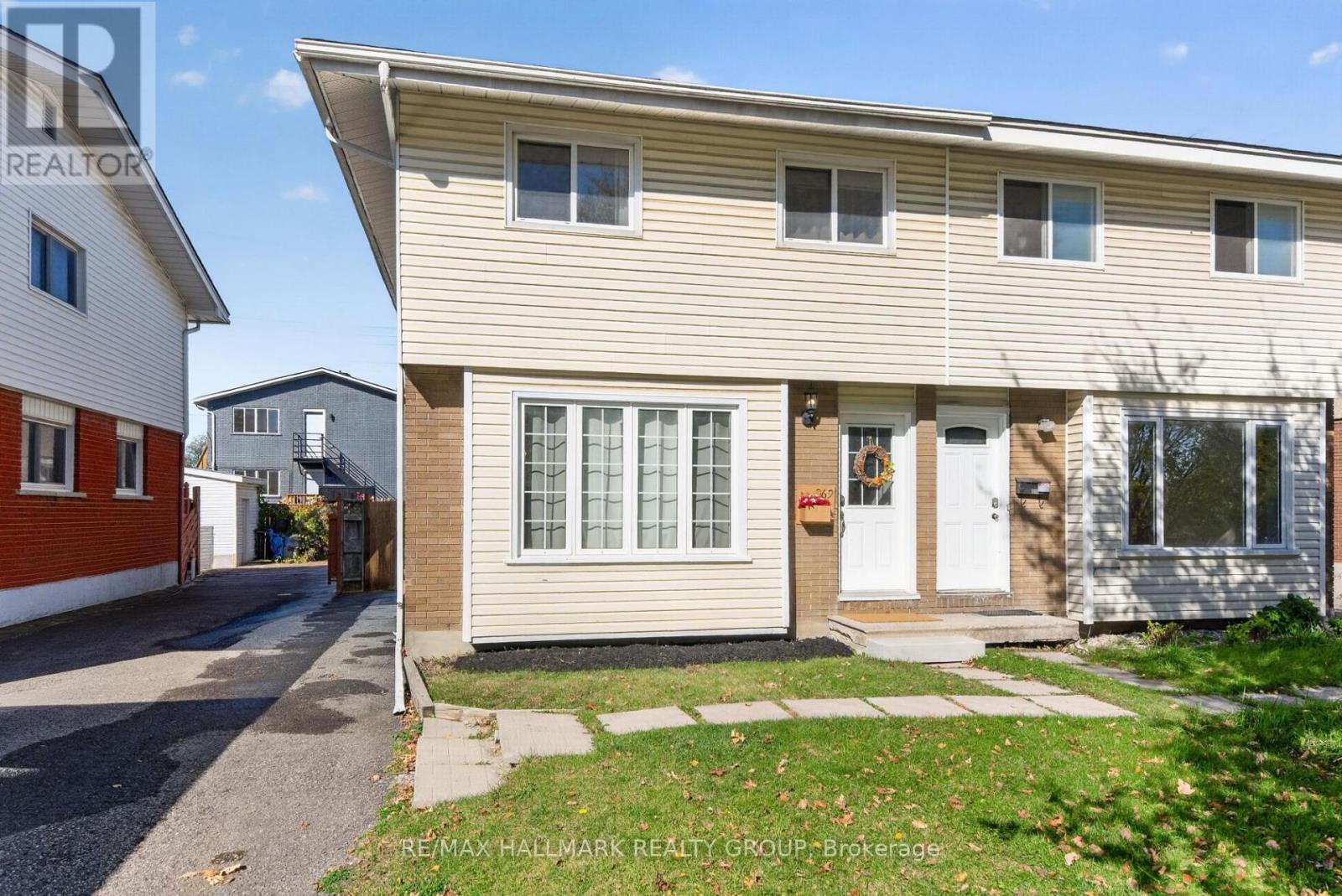 969 Eiffel Avenue Property Photo 1