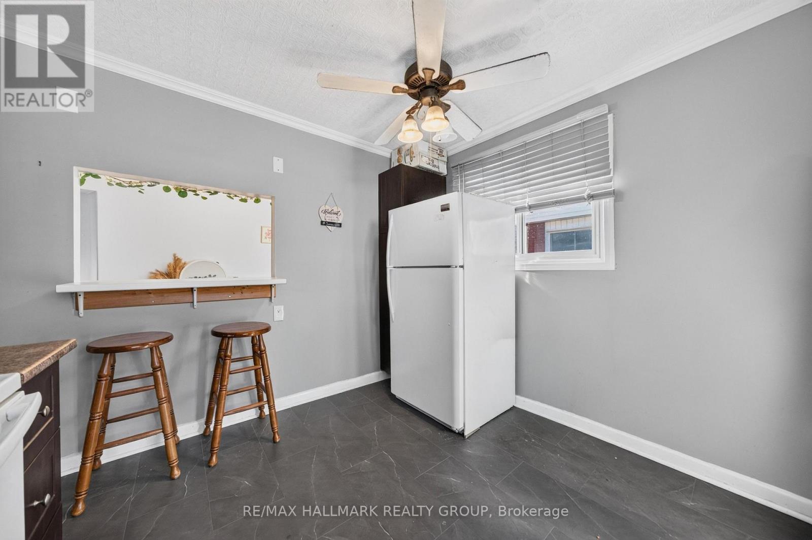 969 Eiffel Avenue Property Photo 12