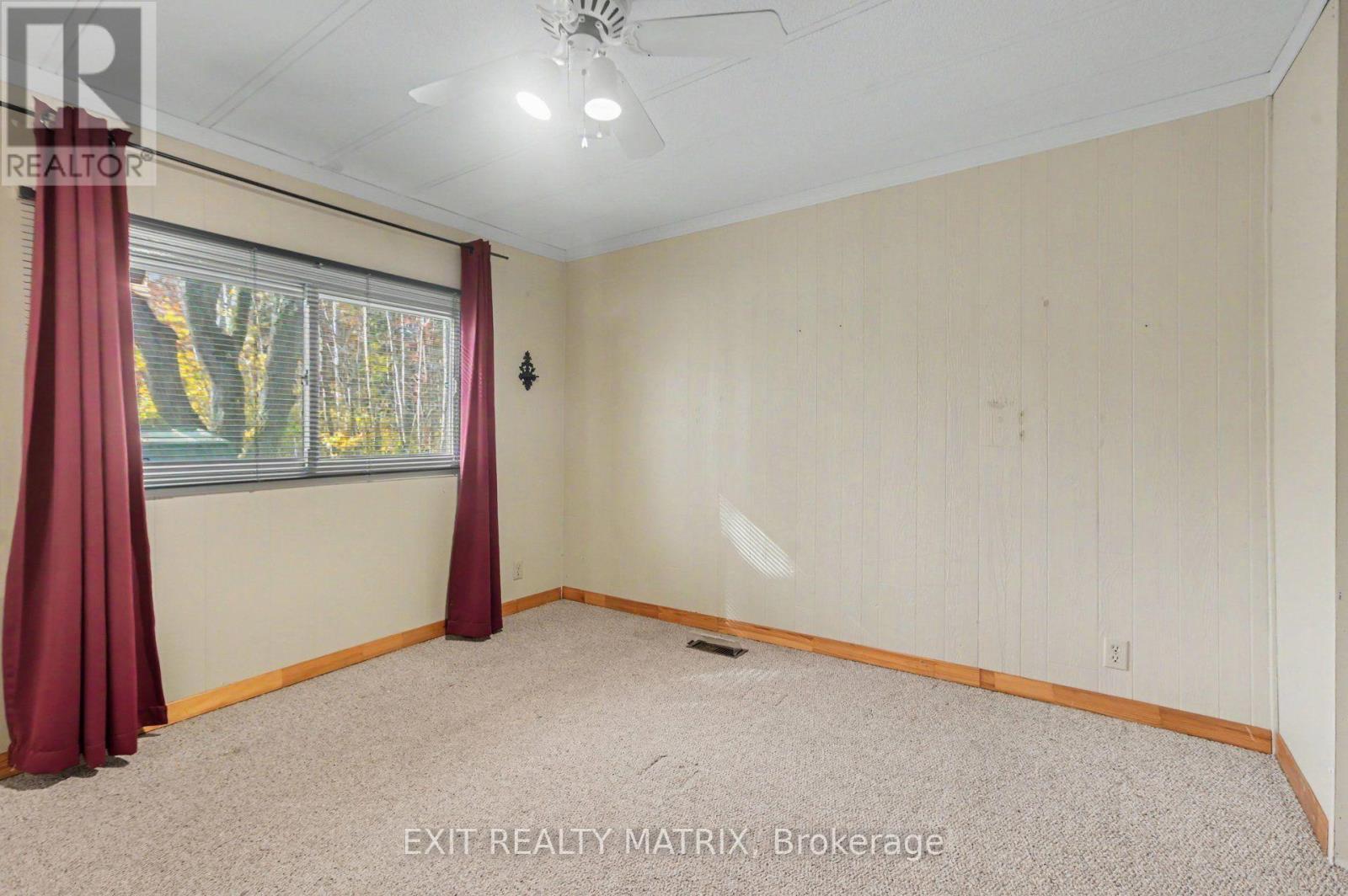 8891 Lynnwood Park Private Property Photo 12