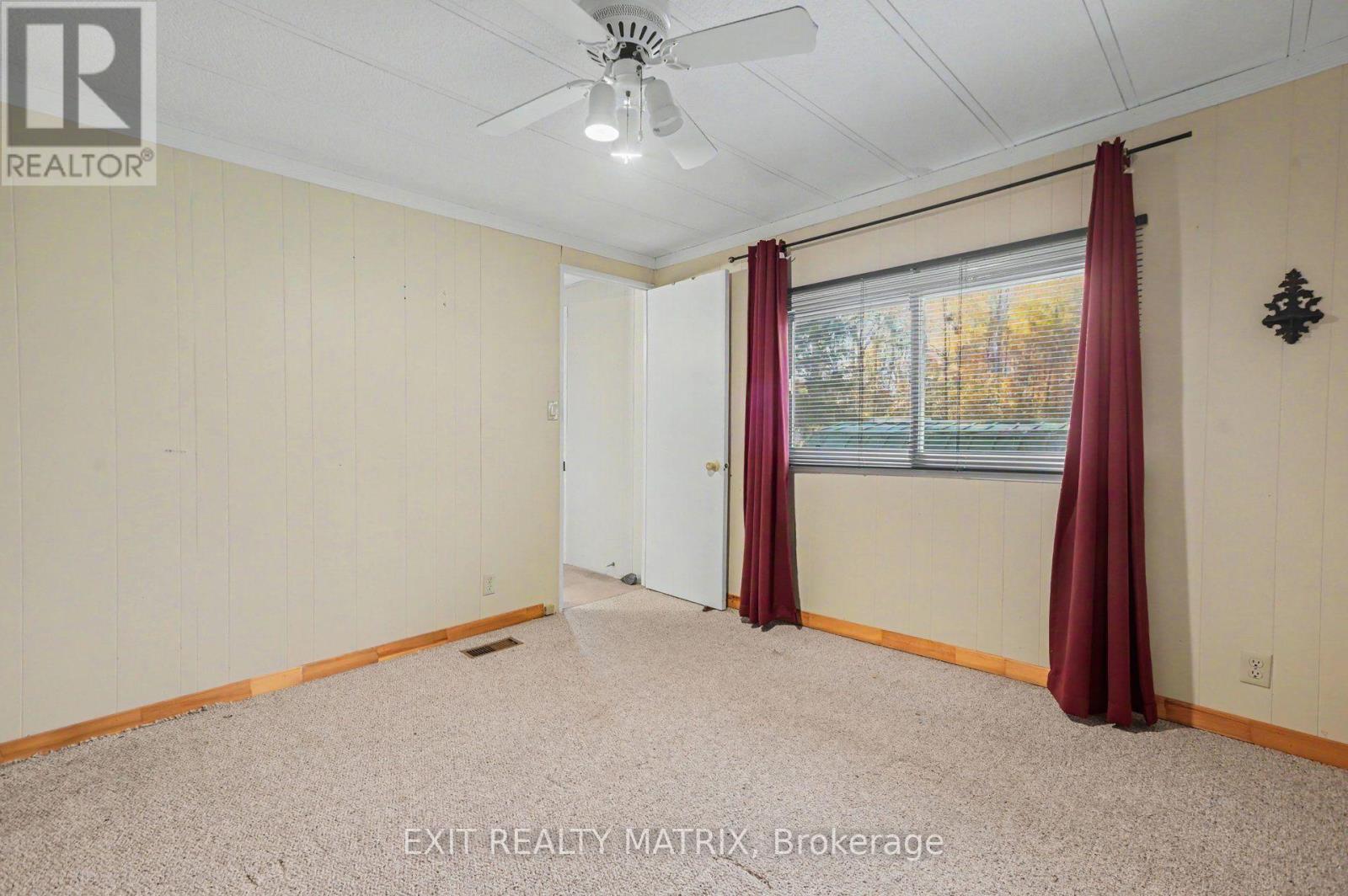 8891 Lynnwood Park Private Property Photo 14