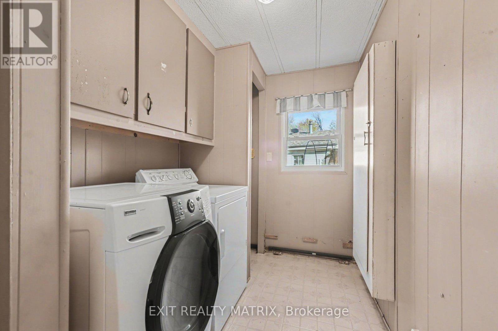 8891 Lynnwood Park Private Property Photo 18